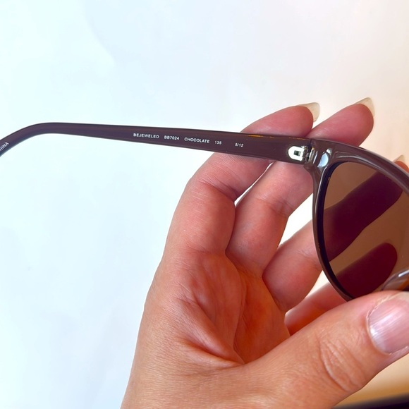 Bebe BB7024 Bejeweled Retro Cat-eye Sunglasses with Polarized lenses - Picture 3 of 7